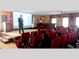 STAJYER AVUKATLARA KURGUSAL DURUŞMA DERSİ VERİLDİ