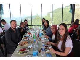 STAJYER AVUKATLARIMIZ İÇİN TANIŞMA KAHVALTISI DÜZENLENDİ