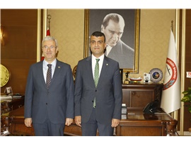 MERSİN MİLLETVEKİLİMİZ AV. ALPAY ANTMEN VE CHP AKDENİZ İLÇE BAŞKANI ZİYARET ETTİ