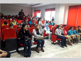 AV. AYŞEMSU KAYA: “GELECEĞE DUYARLI ÇOCUKLAR YETİŞTİRİYORUZ”