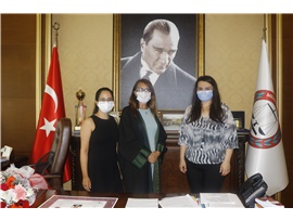 6 STAJYER AVUKATIMIZ YEMİN EDİP CÜBBE GİYDİ