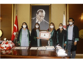 6 STAJYER AVUKATIMIZ YEMİN EDİP CÜBBE GİYDİ