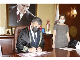 ADALET MÜCADELESİ İÇİN AVUKAT OLDULAR