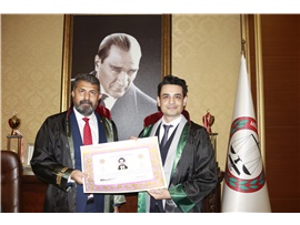 ADALET MÜCADELESİ İÇİN CÜBBE GİYDİLER