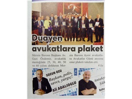 Duayen avukatlara plaket takdim edildi