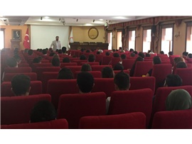 STAJ EĞİTİMİNİN İLK DERSİNİ BARO BAŞKANIMIZ AV. BİLGİN YEŞİLBOĞAZ VERDİ