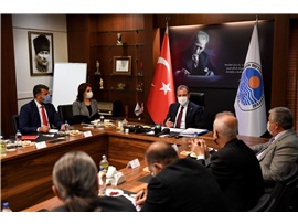 MERSİN’İN SORUNLARINA YÖNELİK EYLEM PLANI YAPILDI