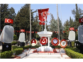 ÇANAKKALE ŞEHİTLERİMİZİ SAYGI VE MİNNETLE ANIYORUZ