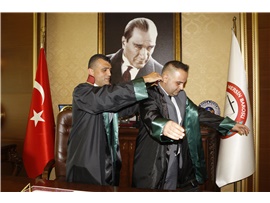 CÜBBE GİYİP AVUKAT OLDULAR