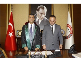 CÜBBE GİYİP AVUKAT OLDULAR
