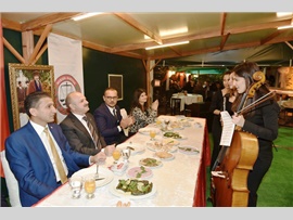 VALİMİZ SAYIN; ÖZDEMİR ÇAKACAK, BAŞKANIMIZ VE YÖNETİM KURULUMUZ SOSYAL TESİSİMİZİN AÇILIŞINI YAPTILAR.
