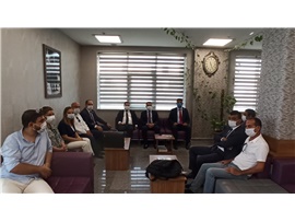 TARSUS CUMHURİYET BAŞSAVCISI TİRYAKİ VE KOMİSYON BAŞKANI KOÇ’TAN TARSUS BARO ODASINA ZİYARET