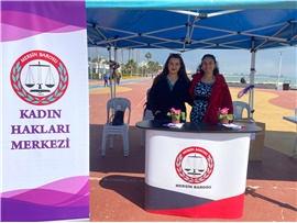 KADININ HUKUKİ HAKLARINI ANLATAN BROŞÜR DAĞITILDI