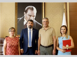 MERSİN BAROSU VE MEZİTLİ BELEDİYESİ, KADINLAR VE ÇOCUKLAR İÇİN EL ELE VERDİ