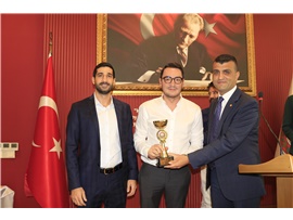 MERSİN BAROSU GELENEKSEL TAVLA, MASA TENİSİ VE SATRANÇ TURNUVASI KUPA TÖRENİ YAPILDI