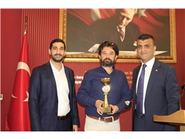 MERSİN BAROSU GELENEKSEL TAVLA, MASA TENİSİ VE SATRANÇ TURNUVASI KUPA TÖRENİ YAPILDI