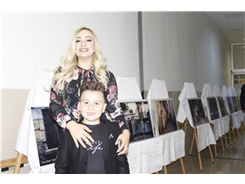 MERSİN BAROSUNDA ‘ÇOCUK GÖZÜMLE ÇOCUKLAR’ FOTOĞRAF SERGİSİ AÇILDI