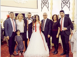 “GENÇ ÇİFTİMİZE ÖMÜR BOYU MUTLULUKLAR DİLİYORUZ”