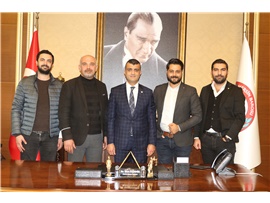 YENİLİKÇİ MÜHENDİSLER GRUBUNDAN BAŞKANIMIZA ZİYARET
