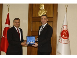 BAROMUZ VE TBB YÖNETİMİNDEN, MERSİN ADALET KOMİSYONU BAŞKANI MUSTAFA KAHVECİ’YE ZİYARET