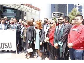 MERSİN BAROSU, TBB VE BARO BAŞKANLARINDAN, HAKLARINDA SORUŞTURMA BAŞLATILAN AVUKATLARA DESTEK