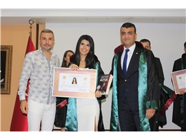 CÜBBE GİYİP AVUKATLIK MESLEĞİNE İLK ADIMI ATTILAR