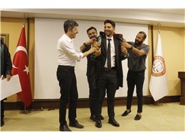 33 STAJYER AVUKTIMIZ CÜBBE GİYDİ