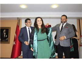 CÜBBELERİNİ GİYİP AVUKAT OLDULAR