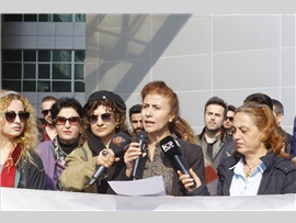 AV. ŞİRİN GÜNER: “KADIN CİNAYETLERİ SON BULANA KADAR HUKUKSAL MÜCADELEMİZ SÜRECEK”
