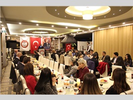 BARO BAŞKANIMIZ AV. BİLGİN YEŞİLBOĞAZ, ANAMUR’DA MESLEKTAŞLARIYLA YEMEKTE BULUŞTU
