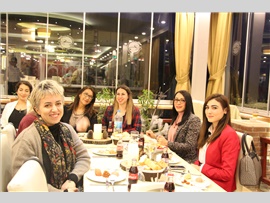 BARO BAŞKANIMIZ AV. BİLGİN YEŞİLBOĞAZ, ANAMUR’DA MESLEKTAŞLARIYLA YEMEKTE BULUŞTU