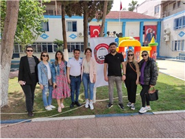 ÇOCUK EVLERİ SİTESİNDE KALAN ÇOCUKLAR BAYRAM SEVİNCİ YAŞADI