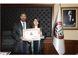 YEŞİLBOĞAZ: “AVUKATLARIN MÜCADELELERİ YASALARLA ENGELLENMEYE ÇALIŞILIYOR”
