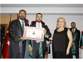 YEŞİLBOĞAZ: “AVUKATLARIN MÜCADELELERİ YASALARLA ENGELLENMEYE ÇALIŞILIYOR”