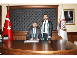 YEŞİLBOĞAZ: “AVUKATLARIN MÜCADELELERİ YASALARLA ENGELLENMEYE ÇALIŞILIYOR”