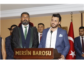 YEŞİLBOĞAZ: “AVUKATLARIN MÜCADELELERİ YASALARLA ENGELLENMEYE ÇALIŞILIYOR”