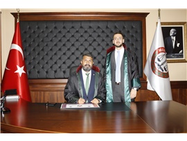 YEŞİLBOĞAZ: “AVUKATLARIN MÜCADELELERİ YASALARLA ENGELLENMEYE ÇALIŞILIYOR”