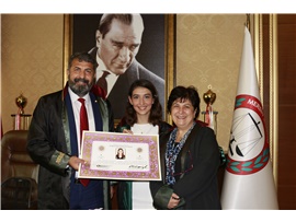 GENÇ MESLEKTAŞLARIMIZ RUHSATLARINI ALARAK BAROMUZA GÜÇ KATTILAR