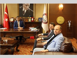 AK PARTİ AKDENİZ İLÇE BŞK. ZAFER ŞAHİN ÖZTURAN’DAN , BARO BAŞKANIMIZ AV. ALİ ER’E ZİYARET