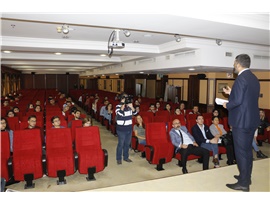 MERSİN BAROSU, “KADINA KARŞI ŞİDDET VE ÇOCUK İSTİSMARIYLA MÜCADELE’ SEMİNERİ DÜZENLEDİ