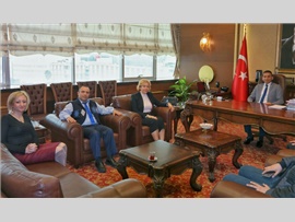 ZİYARET-Yılın iş kadını,Kadem üyesi Saliha ADICAN, Başkanımızı makamında ziyaret etti