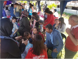 ÇOCUKLAR 23 NİSAN ŞENLİĞİNDE BULUŞTU