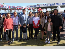 ÇOCUKLAR 23 NİSAN ŞENLİĞİNDE BULUŞTU