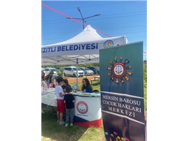 ÇOCUK HAKLARI MERKEZİMİZ ÇOCUK ŞENLİĞİNDE STANT AÇTI