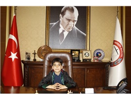 23 NİSAN’DA BARO BAŞKANLIĞI KOLTUĞU ÇOCUKLARA EMANET