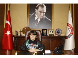 23 NİSAN’DA BARO BAŞKANLIĞI KOLTUĞU ÇOCUKLARA EMANET