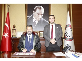 ADALET İÇİN YEMİN EDİP AVUKAT OLDULAR