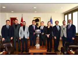 MERSİN ÜNİVERSİTESİ REKTÖRLÜĞÜ GÖREVİNE ATANAN PROF.DR. EROL YAŞAR İLE BİR ARAYA GELDİK
