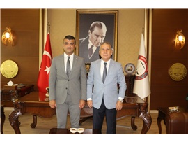 MERSİN ÜNİVERSİTESİ REKTÖRLÜĞÜ GÖREVİNE ATANAN PROF.DR. EROL YAŞAR İLE BİR ARAYA GELDİK