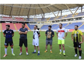 MERSİN BAROSU FUTBOL TAKIMI SEZON AÇILIŞI İÇİN SAHAYA İNDİ